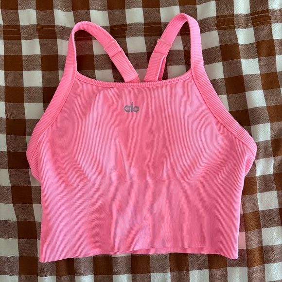 ALO Seamless Ribbed Favorite Bra Tank Neon Bubblegum - Picture 2 of 8